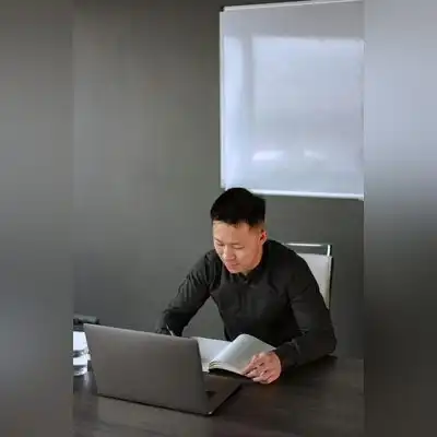 邓怡